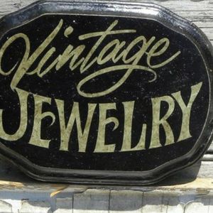 Vintage jewerly